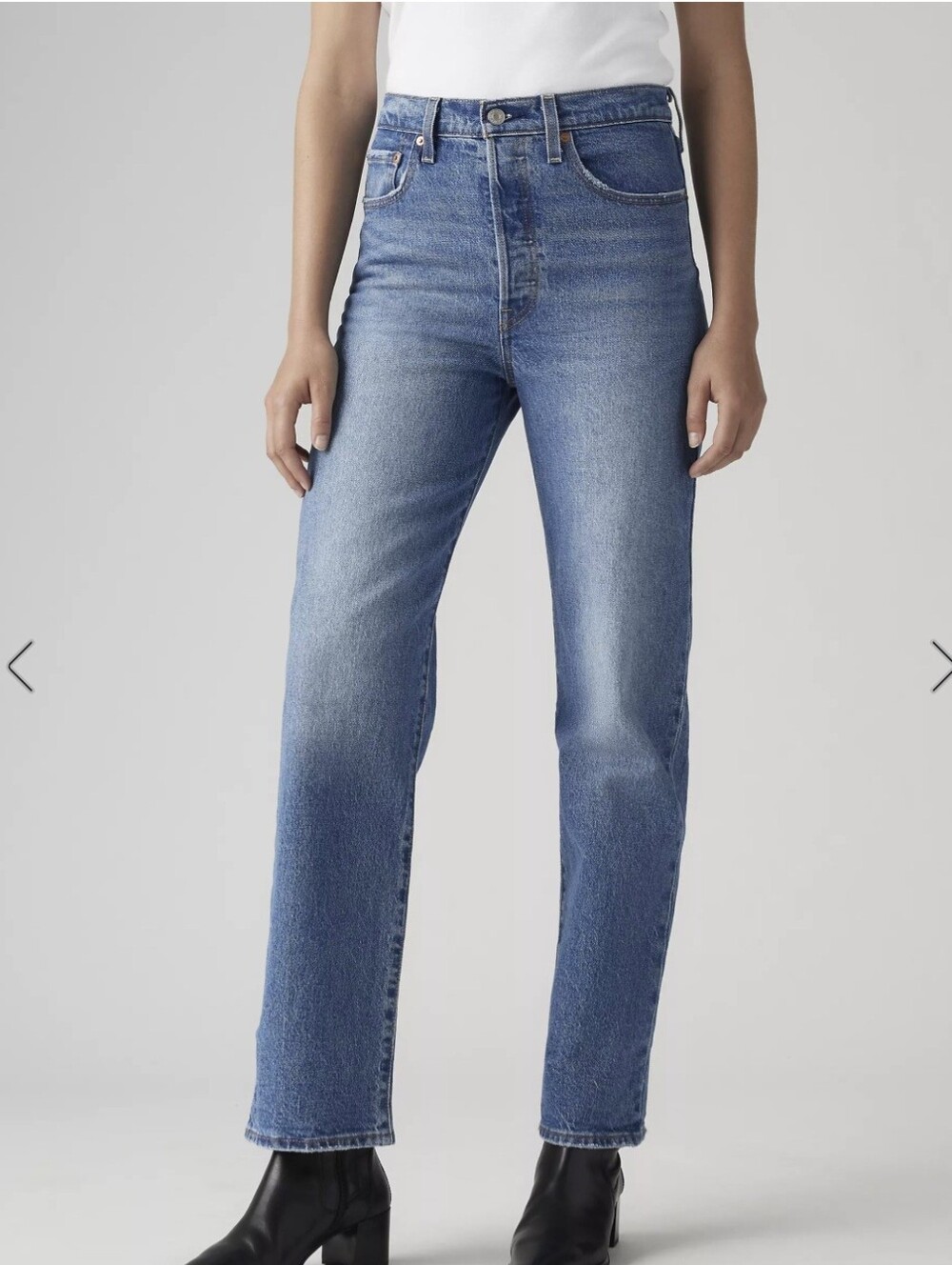 Levis Ribcage Straight Ankle Jeans Medium Wash Button Fly Jeans Size 26